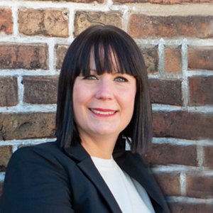 Louise Jenni Nyström Fastighetsförmedling