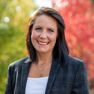 Louise Åkesson Jenni Nyström Fastighetsförmedling Råå