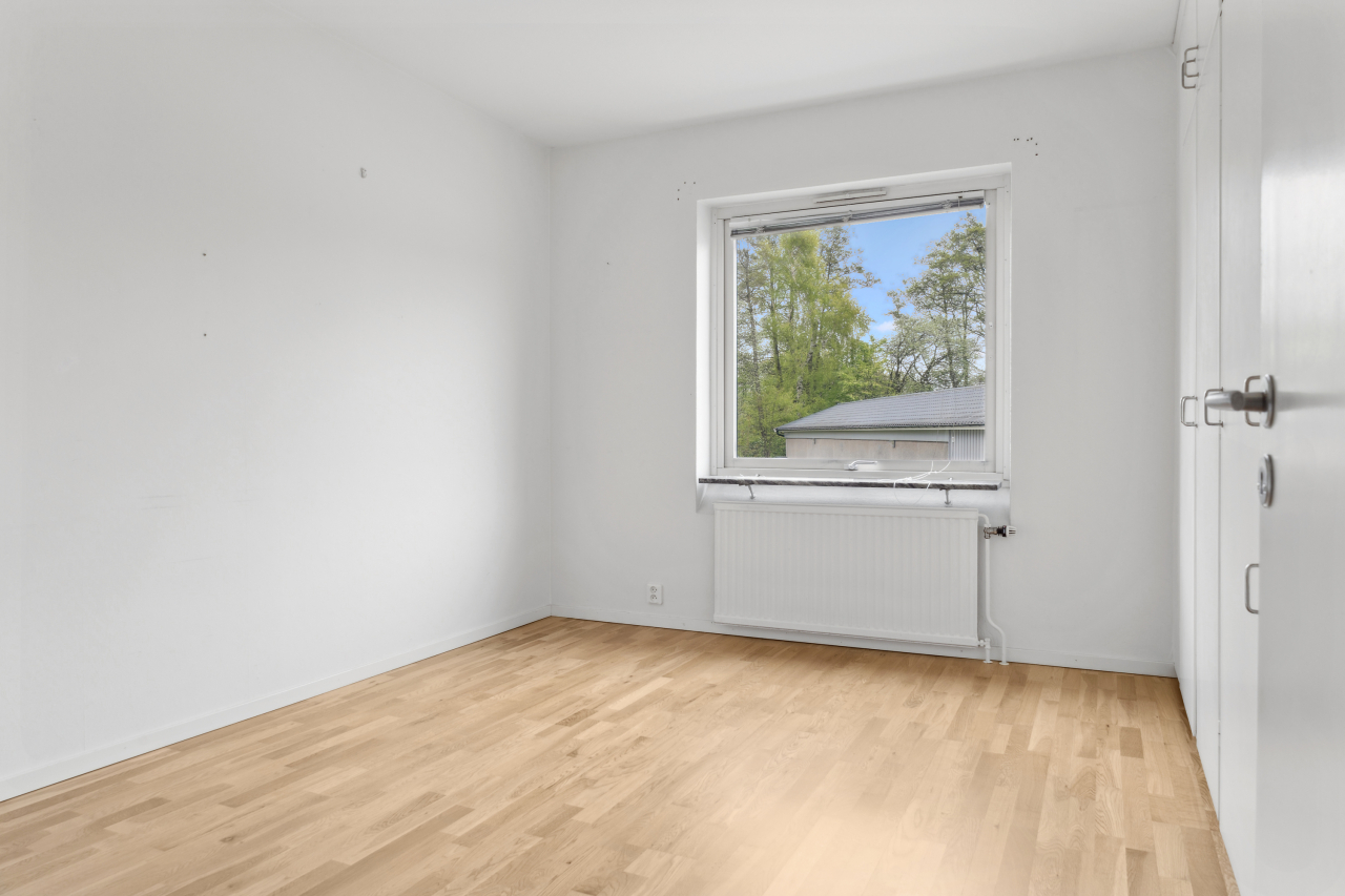 Sovrum med inbyggda garderober Sovrum med inbyggda garderober