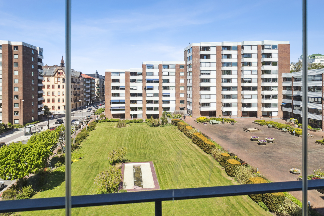 Fri utsikt från balkongen Fri utsikt från balkongen